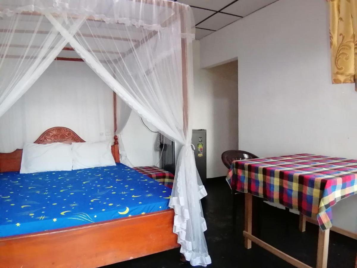 Sasaa Guest House Mirissa Exterior foto