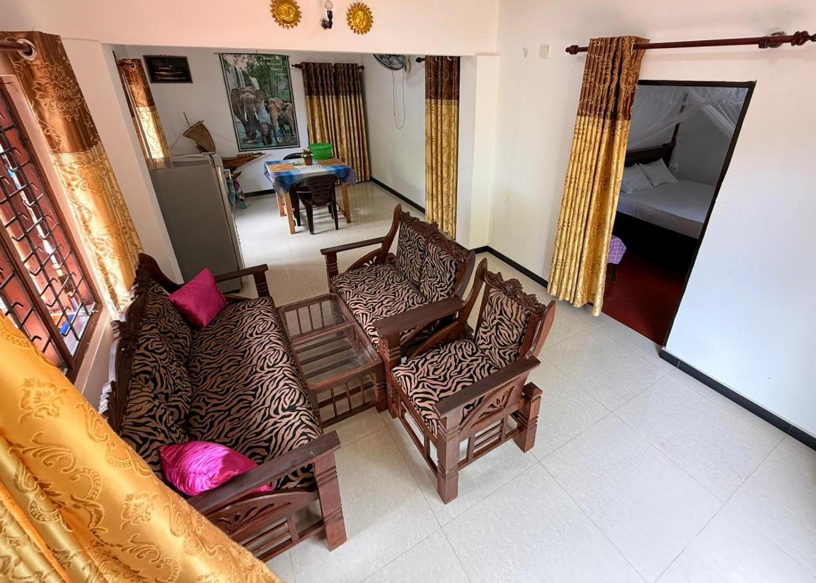 Sasaa Guest House Mirissa Exterior foto